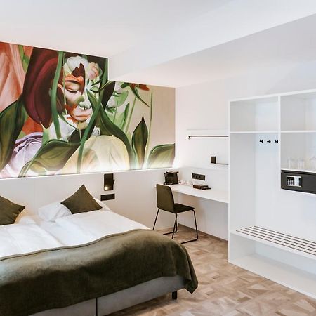 Art-Inn Design Self-Check-In-Hotel Linec Exteriér fotografie