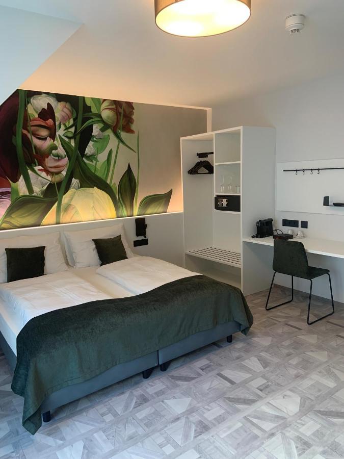 Art-Inn Design Self-Check-In-Hotel Linec Exteriér fotografie