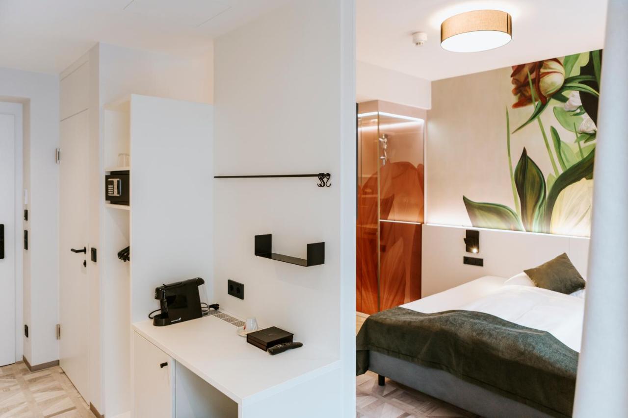 Art-Inn Design Self-Check-In-Hotel Linec Exteriér fotografie